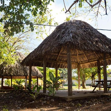 La Choza Playa Venao Albergue Exterior foto
