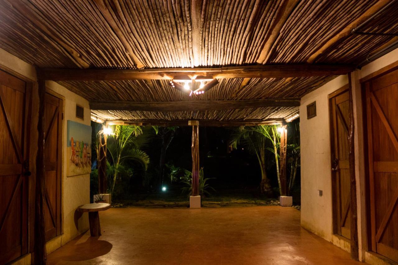 La Choza Playa Venao Albergue Exterior foto